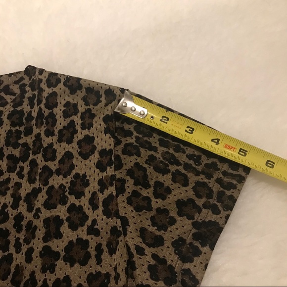 Fendi V neck Leopard Pattern Eyelets tops AK36291 size XS- S - Picture 6 of 8